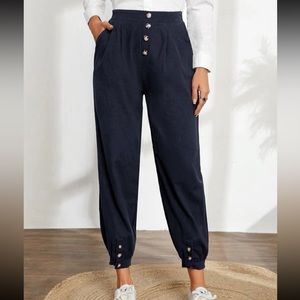 Slant pocket button Hem pants